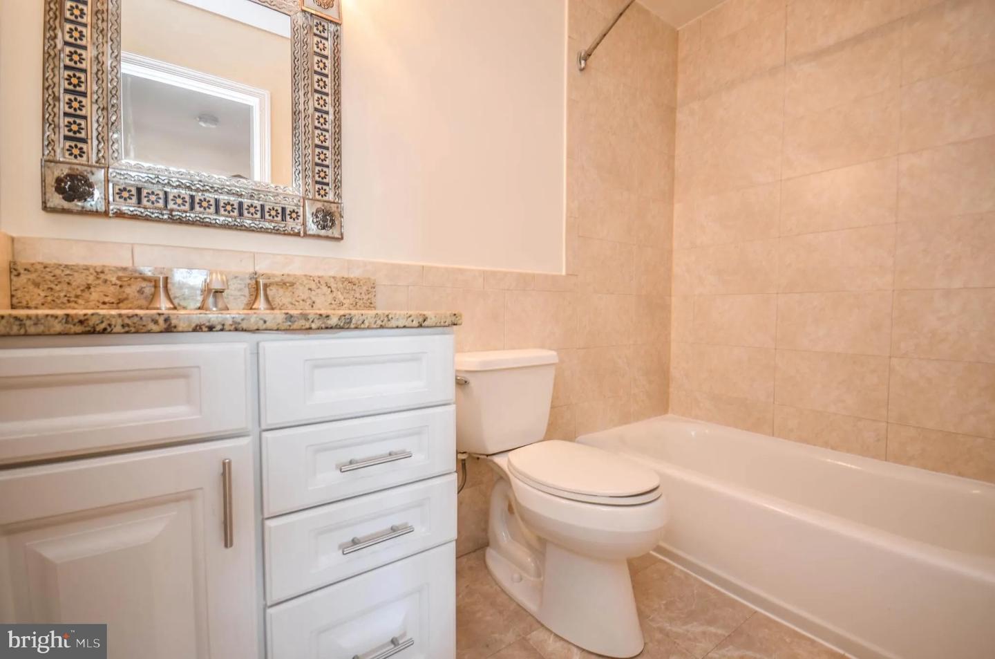 3217 WISCONSIN AVE NW #3B, WASHINGTON, District Of Columbia 20016, ,1 BathroomBathrooms,Residential,For sale,3217 WISCONSIN AVE NW #3B,DCDC2200624 MLS # DCDC2200624