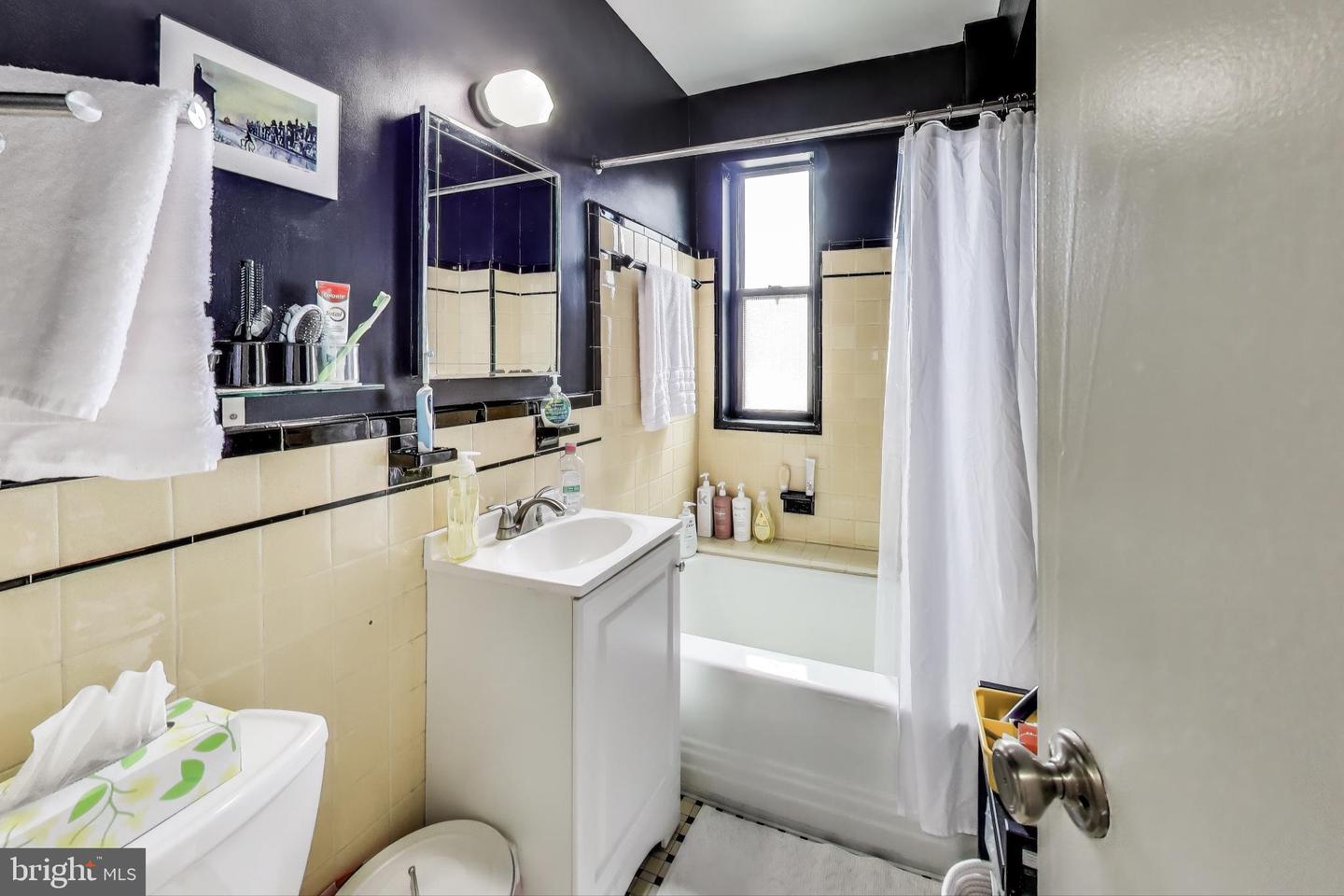 1 SCOTT CIR NW #617, WASHINGTON, District Of Columbia 20036, 1 Bedroom Bedrooms, ,1 BathroomBathrooms,Residential,For sale,1 SCOTT CIR NW #617,DCDC2200628 MLS # DCDC2200628