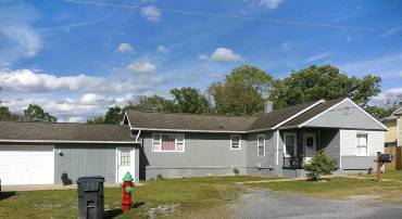 1006 SE 10TH ST, SHENANDOAH, Virginia 22849, 3 Bedrooms Bedrooms, ,2 BathroomsBathrooms,Residential,1006 SE 10TH ST,664533 MLS # 664533