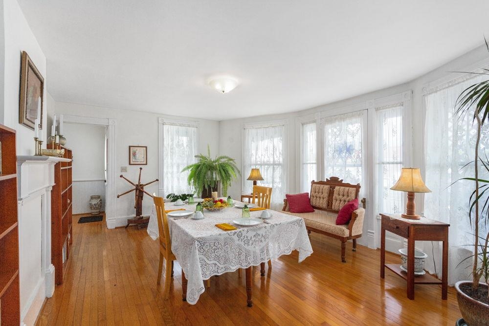 or can be a formal entrance to the home.