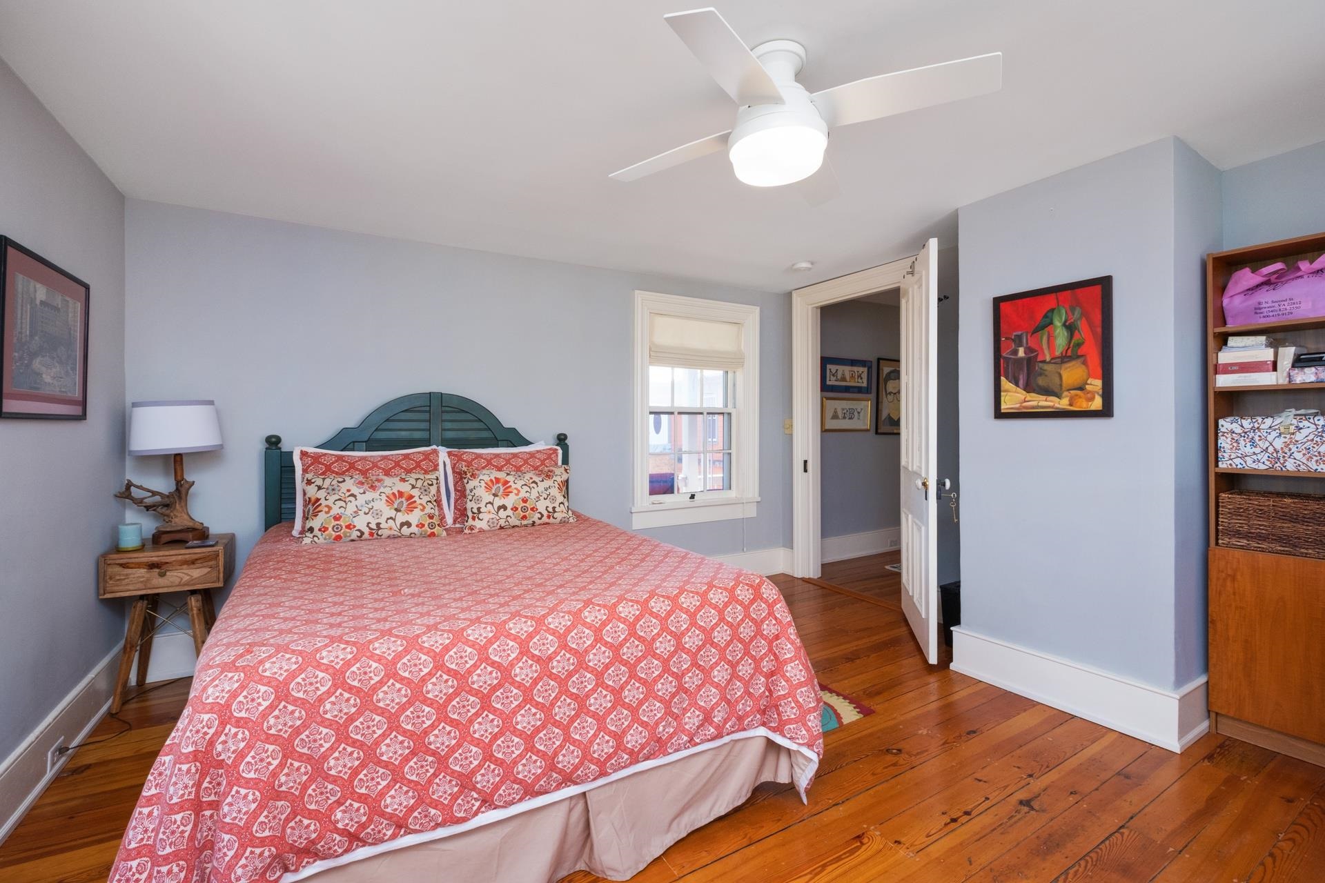 815 W BEVERLEY ST, STAUNTON, Virginia 24401, 4 Bedrooms Bedrooms, ,3 BathroomsBathrooms,Residential,815 W BEVERLEY ST,664550 MLS # 664550