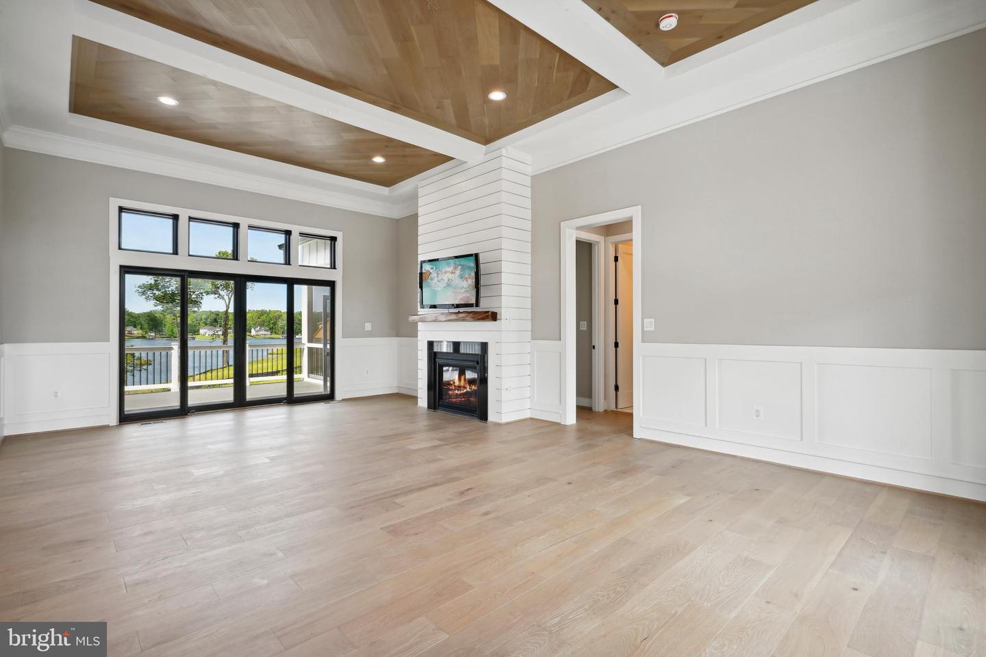 393 ROCK ISLAND RIDGE, LAKE ANNA, MINERAL, Virginia 23117, 6 Bedrooms Bedrooms, ,5 BathroomsBathrooms,Residential,For sale,393 ROCK ISLAND RIDGE, LAKE ANNA,VALA2004786 MLS # VALA2004786