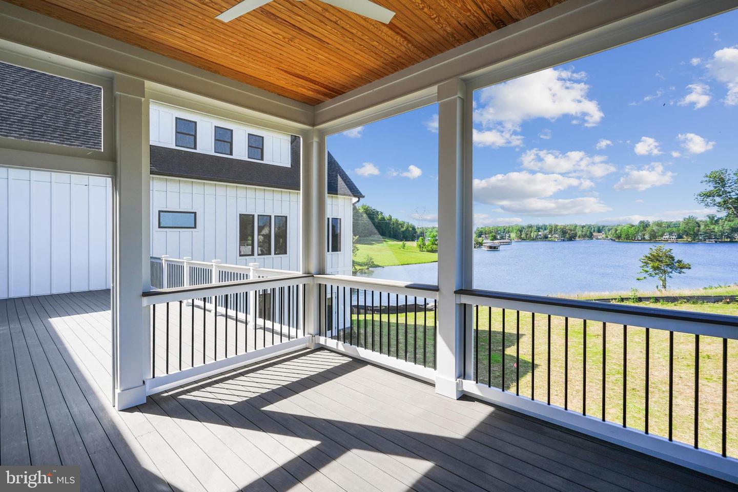393 ROCK ISLAND RIDGE, LAKE ANNA, MINERAL, Virginia 23117, 6 Bedrooms Bedrooms, ,5 BathroomsBathrooms,Residential,For sale,393 ROCK ISLAND RIDGE, LAKE ANNA,VALA2004786 MLS # VALA2004786