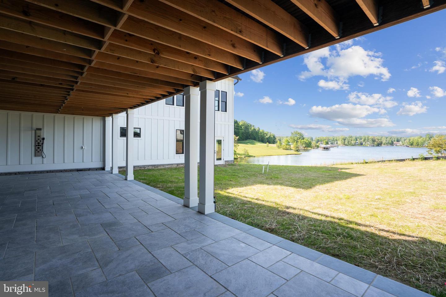 393 ROCK ISLAND RIDGE, LAKE ANNA, MINERAL, Virginia 23117, 6 Bedrooms Bedrooms, ,5 BathroomsBathrooms,Residential,For sale,393 ROCK ISLAND RIDGE, LAKE ANNA,VALA2004786 MLS # VALA2004786