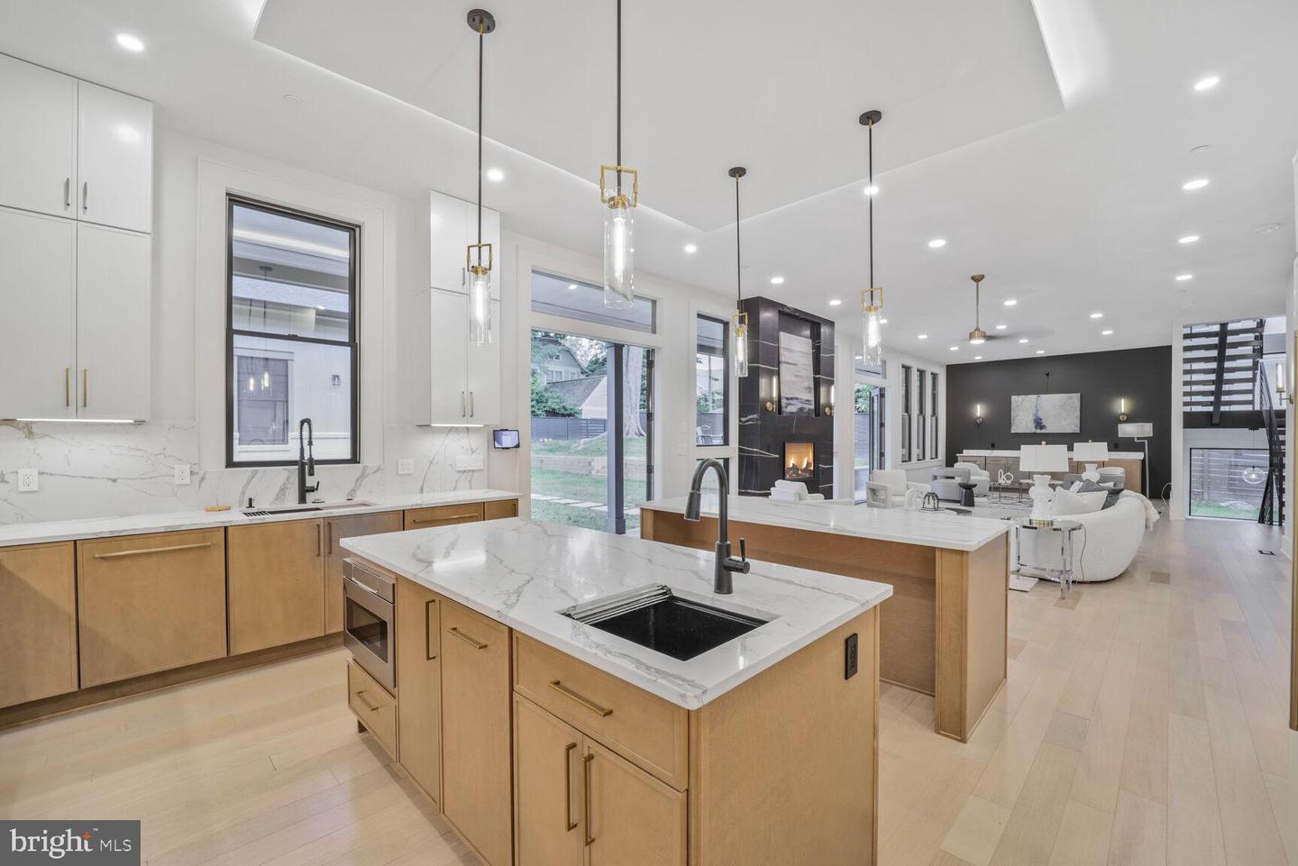 4428 ALBEMARLE ST NW, WASHINGTON, District Of Columbia 20016, 7 Bedrooms Bedrooms, ,6 BathroomsBathrooms,Residential,For sale,4428 ALBEMARLE ST NW,DCDC2156982 MLS # DCDC2156982