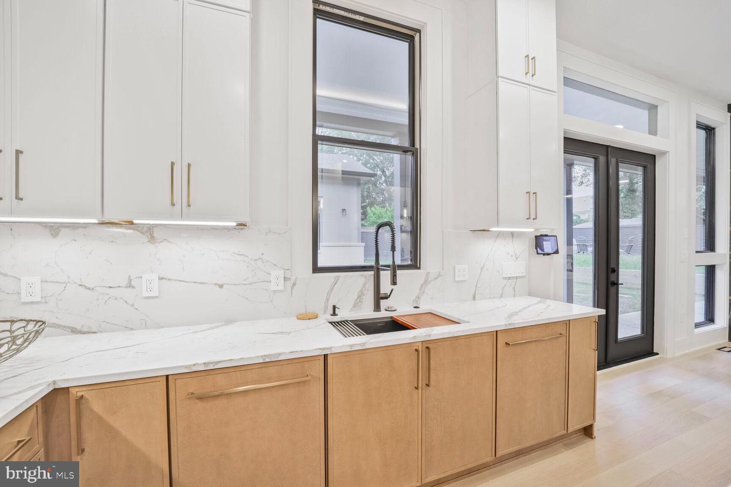 4428 ALBEMARLE ST NW, WASHINGTON, District Of Columbia 20016, 7 Bedrooms Bedrooms, ,6 BathroomsBathrooms,Residential,For sale,4428 ALBEMARLE ST NW,DCDC2156982 MLS # DCDC2156982