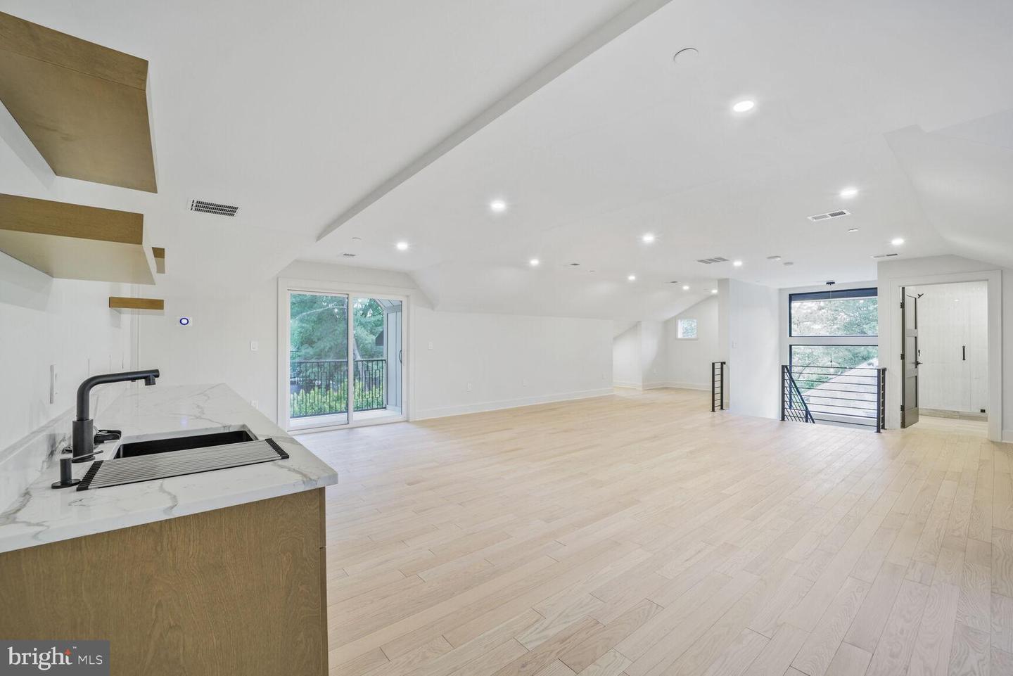 4428 ALBEMARLE ST NW, WASHINGTON, District Of Columbia 20016, 7 Bedrooms Bedrooms, ,6 BathroomsBathrooms,Residential,For sale,4428 ALBEMARLE ST NW,DCDC2156982 MLS # DCDC2156982