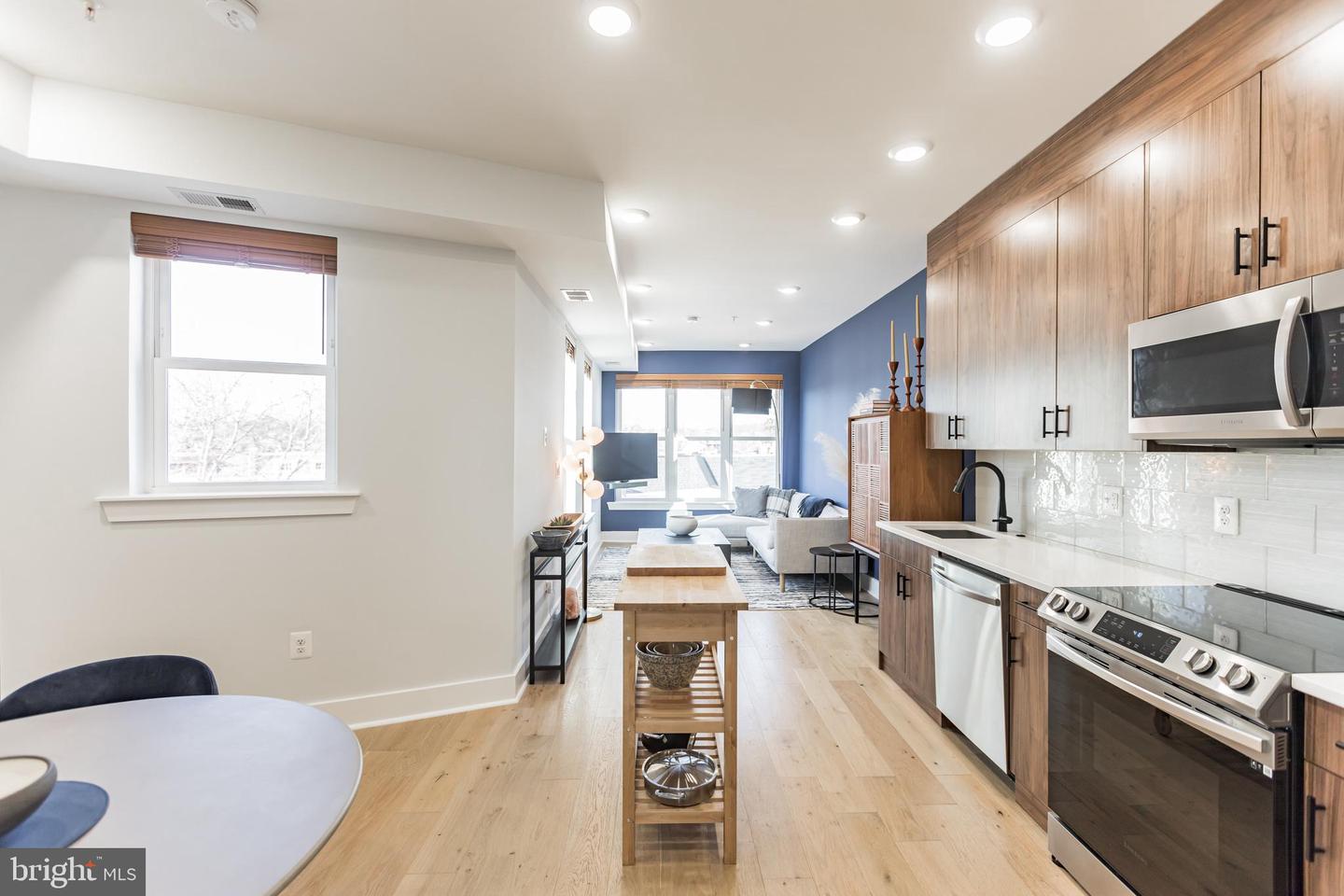 235 FLORIDA AVE NW #5, WASHINGTON, District Of Columbia 20001, 1 Bedroom Bedrooms, ,1 BathroomBathrooms,Residential,For sale,235 FLORIDA AVE NW #5,DCDC2185080 MLS # DCDC2185080