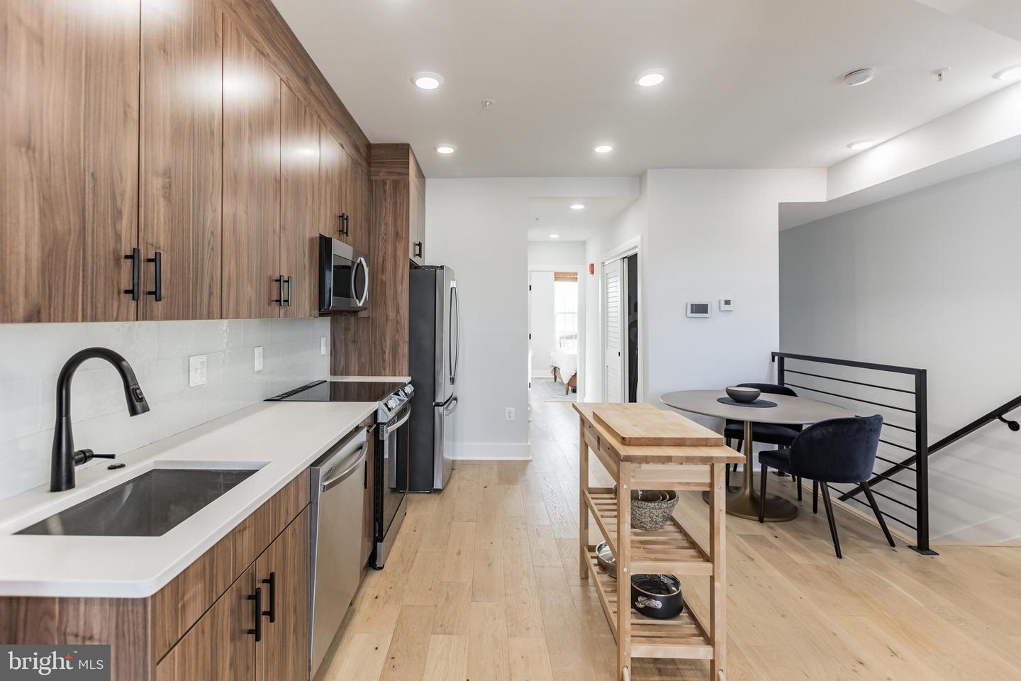 235 FLORIDA AVE NW #5, WASHINGTON, District Of Columbia 20001, 1 Bedroom Bedrooms, ,1 BathroomBathrooms,Residential,For sale,235 FLORIDA AVE NW #5,DCDC2185080 MLS # DCDC2185080