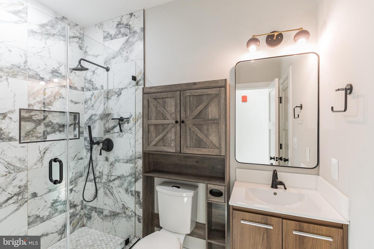 235 FLORIDA AVE NW #5, WASHINGTON, District Of Columbia 20001, 1 Bedroom Bedrooms, ,1 BathroomBathrooms,Residential,For sale,235 FLORIDA AVE NW #5,DCDC2185080 MLS # DCDC2185080