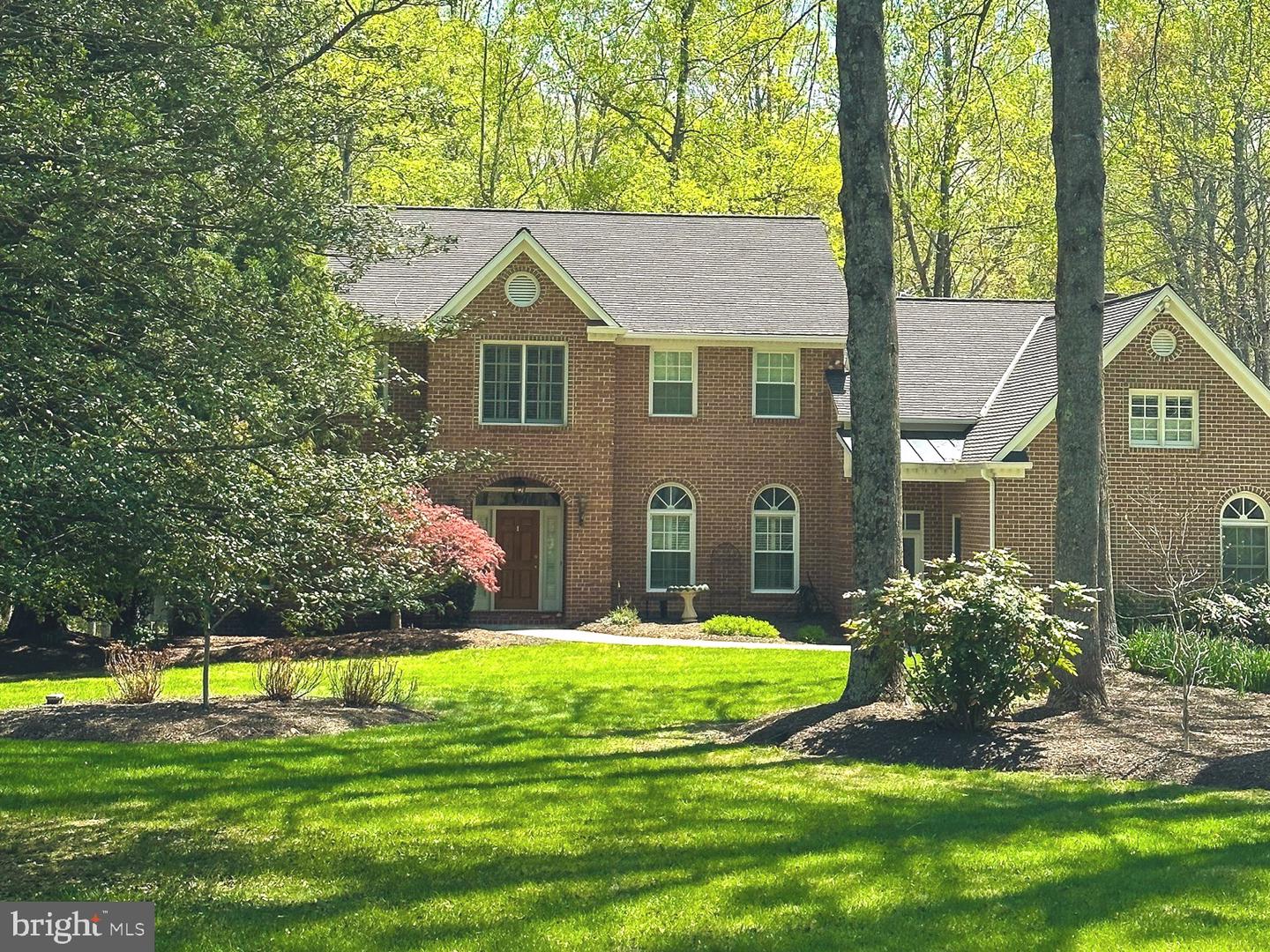 8390 SYLVAN WAY, CLIFTON, Virginia 20124, 4 Bedrooms Bedrooms, ,4 BathroomsBathrooms,Residential,For sale,8390 SYLVAN WAY,VAFX2229410 MLS # VAFX2229410