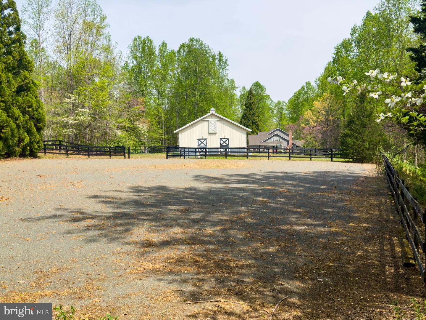 8390 SYLVAN WAY, CLIFTON, Virginia 20124, 4 Bedrooms Bedrooms, ,4 BathroomsBathrooms,Residential,For sale,8390 SYLVAN WAY,VAFX2229410 MLS # VAFX2229410