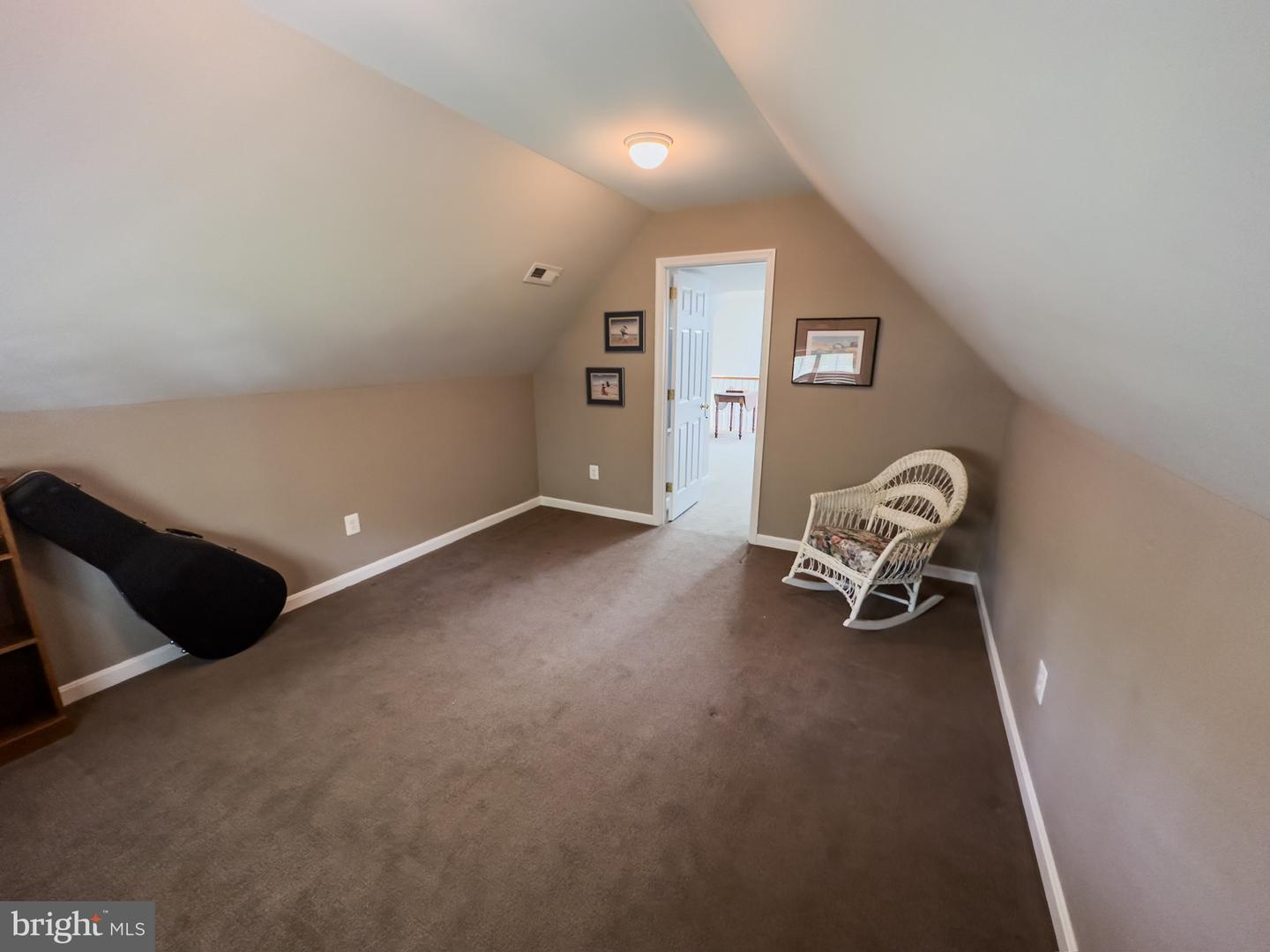 8390 SYLVAN WAY, CLIFTON, Virginia 20124, 4 Bedrooms Bedrooms, ,4 BathroomsBathrooms,Residential,For sale,8390 SYLVAN WAY,VAFX2229410 MLS # VAFX2229410