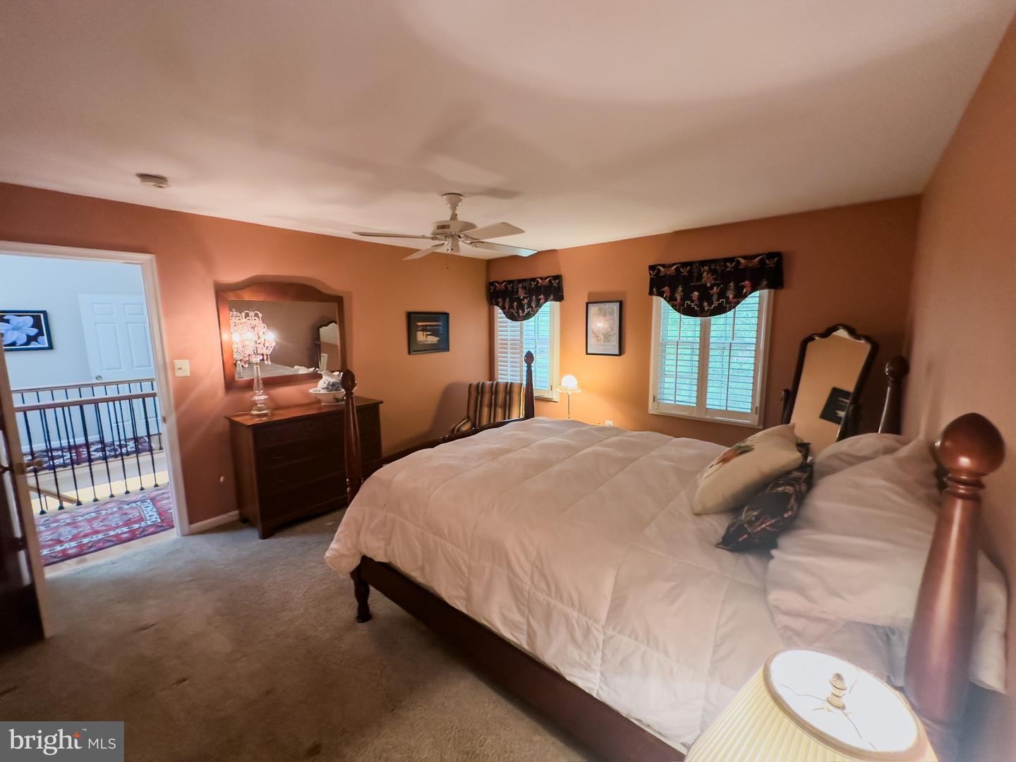 8390 SYLVAN WAY, CLIFTON, Virginia 20124, 4 Bedrooms Bedrooms, ,4 BathroomsBathrooms,Residential,For sale,8390 SYLVAN WAY,VAFX2229410 MLS # VAFX2229410
