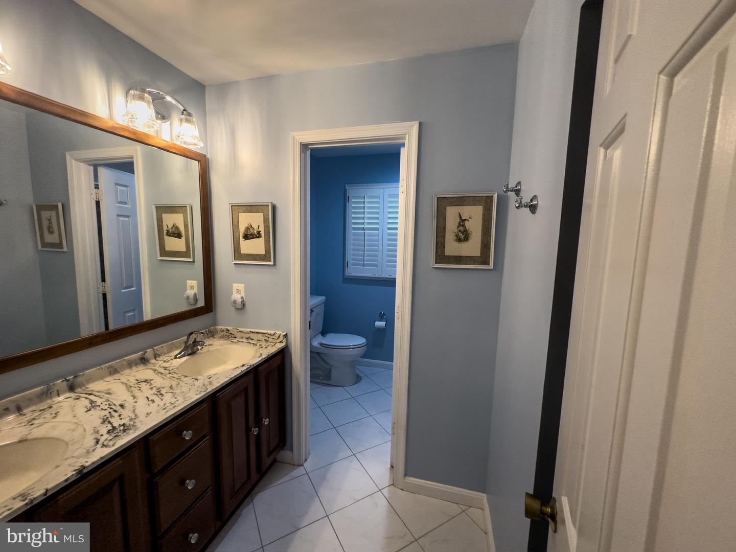 8390 SYLVAN WAY, CLIFTON, Virginia 20124, 4 Bedrooms Bedrooms, ,4 BathroomsBathrooms,Residential,For sale,8390 SYLVAN WAY,VAFX2229410 MLS # VAFX2229410