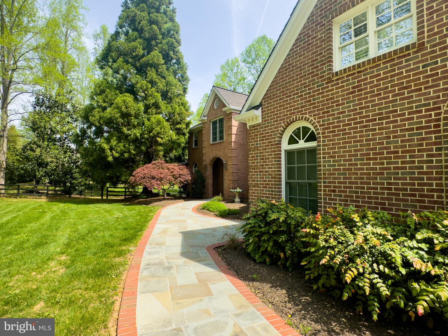 8390 SYLVAN WAY, CLIFTON, Virginia 20124, 4 Bedrooms Bedrooms, ,4 BathroomsBathrooms,Residential,For sale,8390 SYLVAN WAY,VAFX2229410 MLS # VAFX2229410