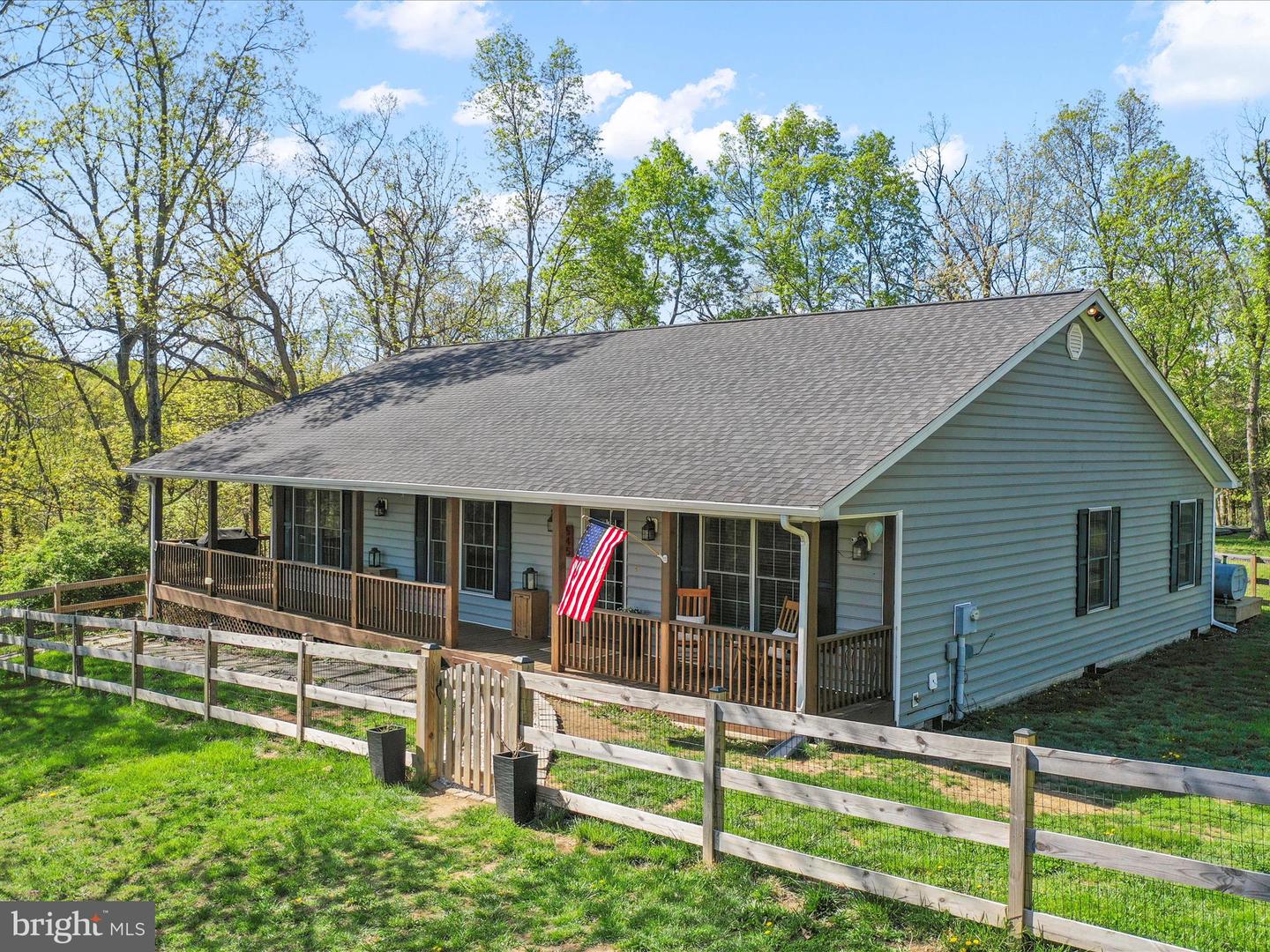 545 DEER RUN, WINCHESTER, Virginia 22602, 4 Bedrooms Bedrooms, ,2 BathroomsBathrooms,Residential,For sale,545 DEER RUN,VAFV2033086 MLS # VAFV2033086