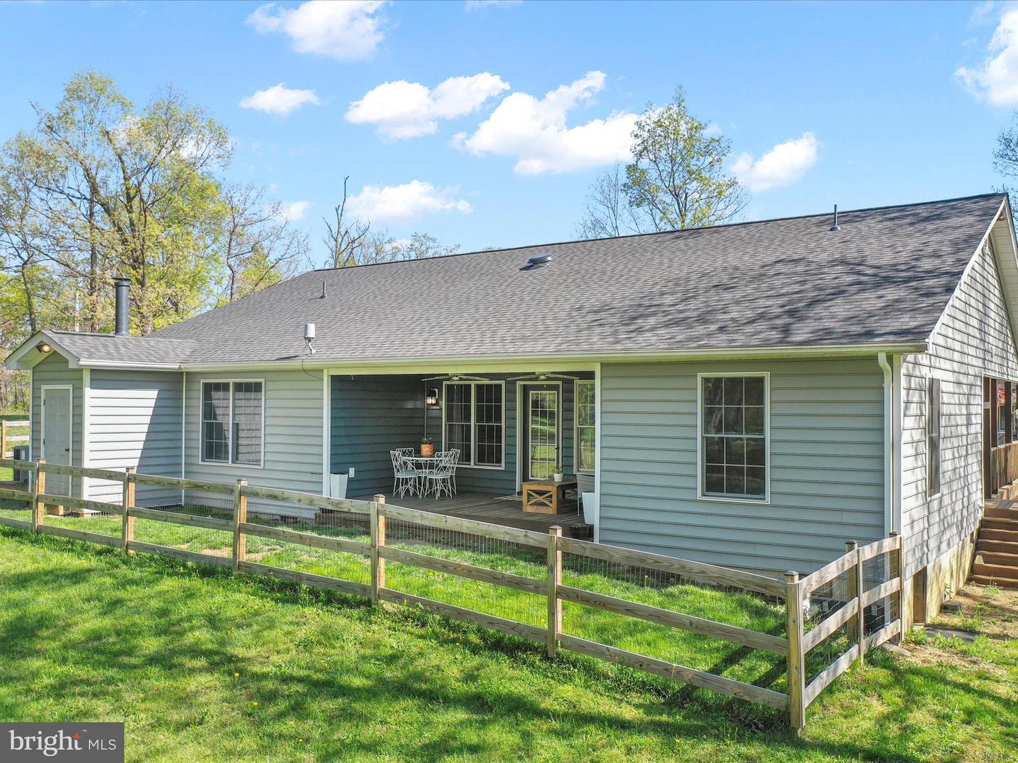 545 DEER RUN, WINCHESTER, Virginia 22602, 4 Bedrooms Bedrooms, ,2 BathroomsBathrooms,Residential,For sale,545 DEER RUN,VAFV2033086 MLS # VAFV2033086