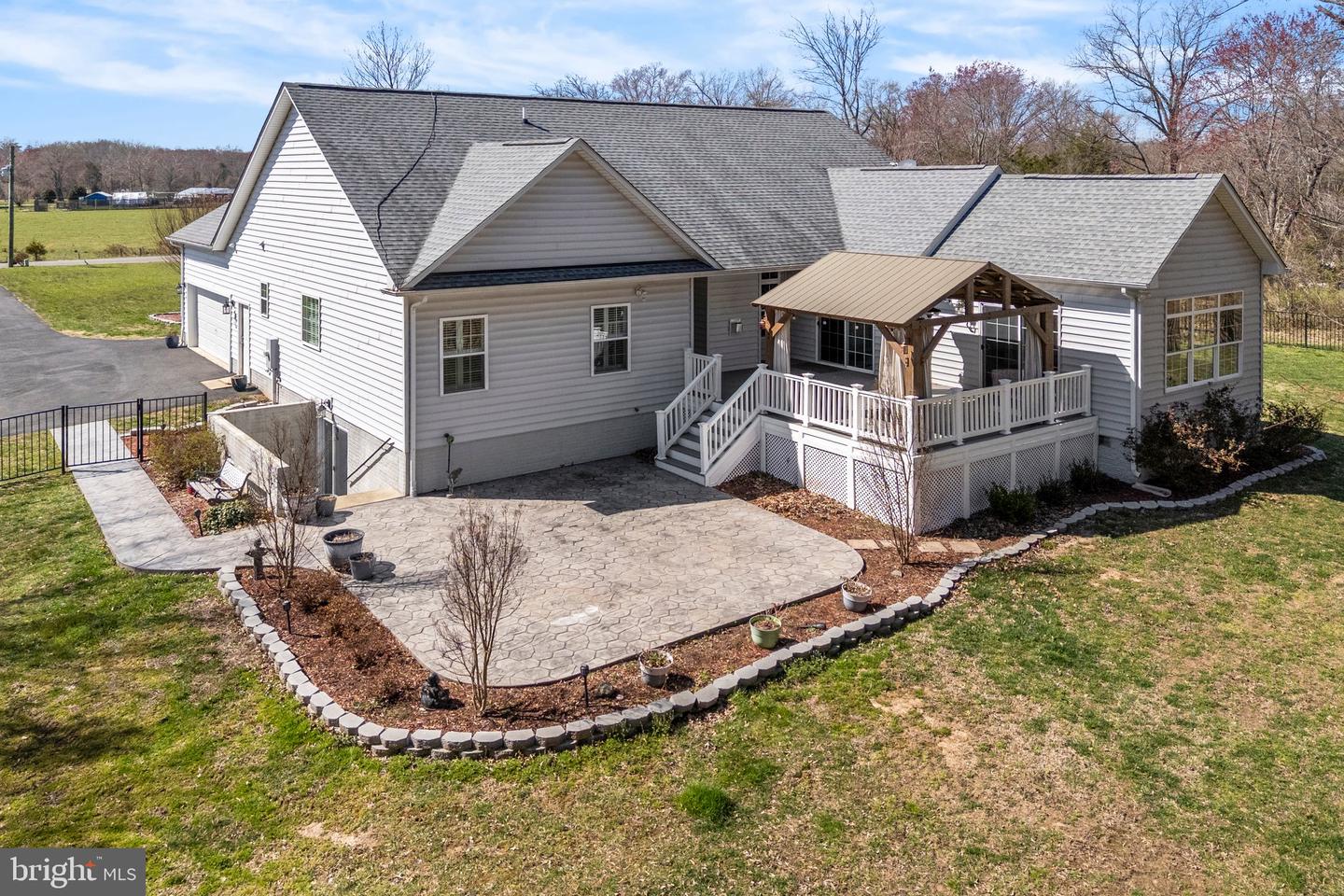 11009 WEAVERSVILLE RD, BEALETON, Virginia 22712, 3 Bedrooms Bedrooms, ,2 BathroomsBathrooms,Residential,For sale,11009 WEAVERSVILLE RD,VAFQ2016000 MLS # VAFQ2016000