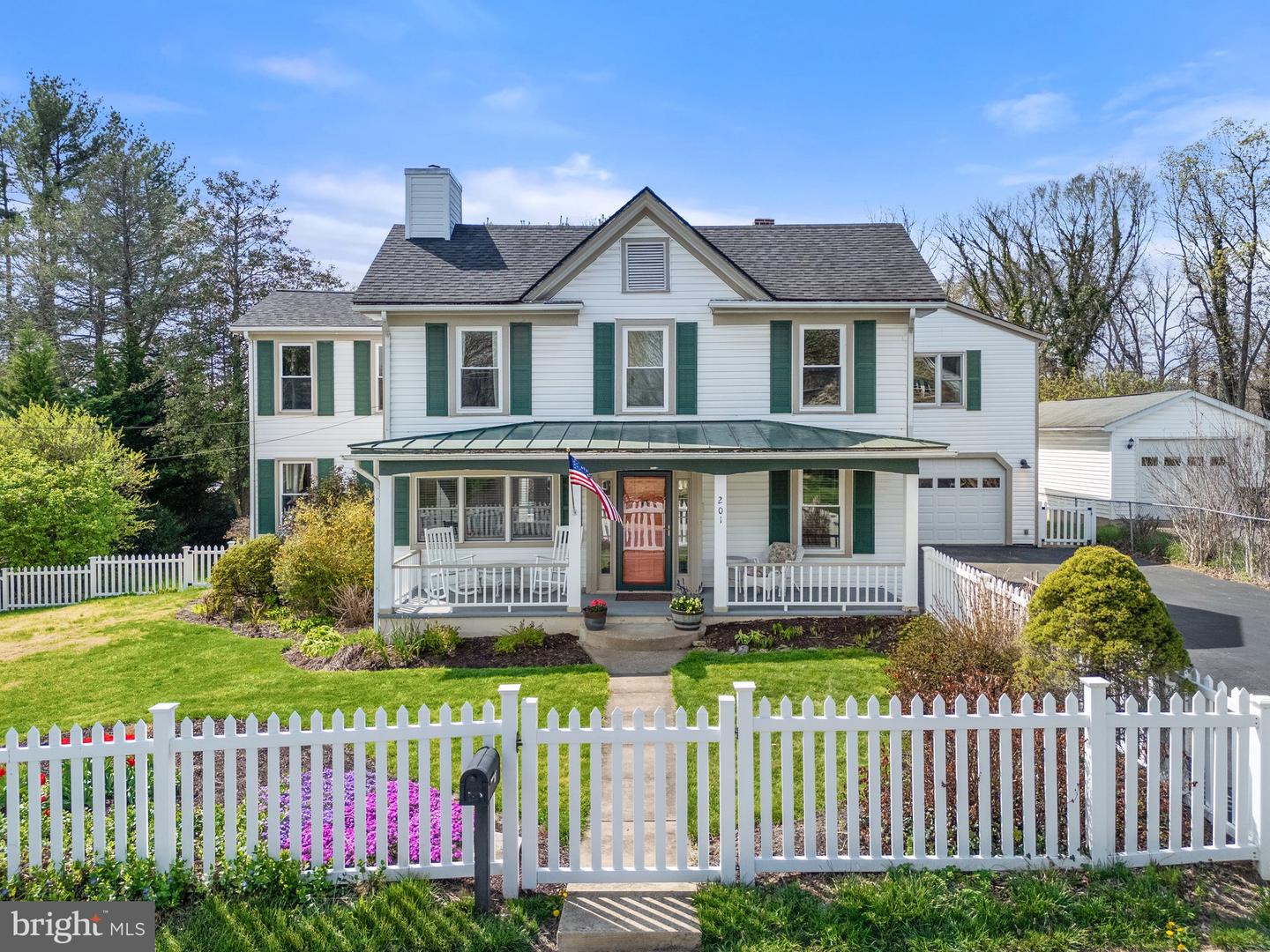 201 N 33RD ST, PURCELLVILLE, Virginia 20132, 5 Bedrooms Bedrooms, ,2 BathroomsBathrooms,Residential,For sale,201 N 33RD ST,VALO2092884 MLS # VALO2092884