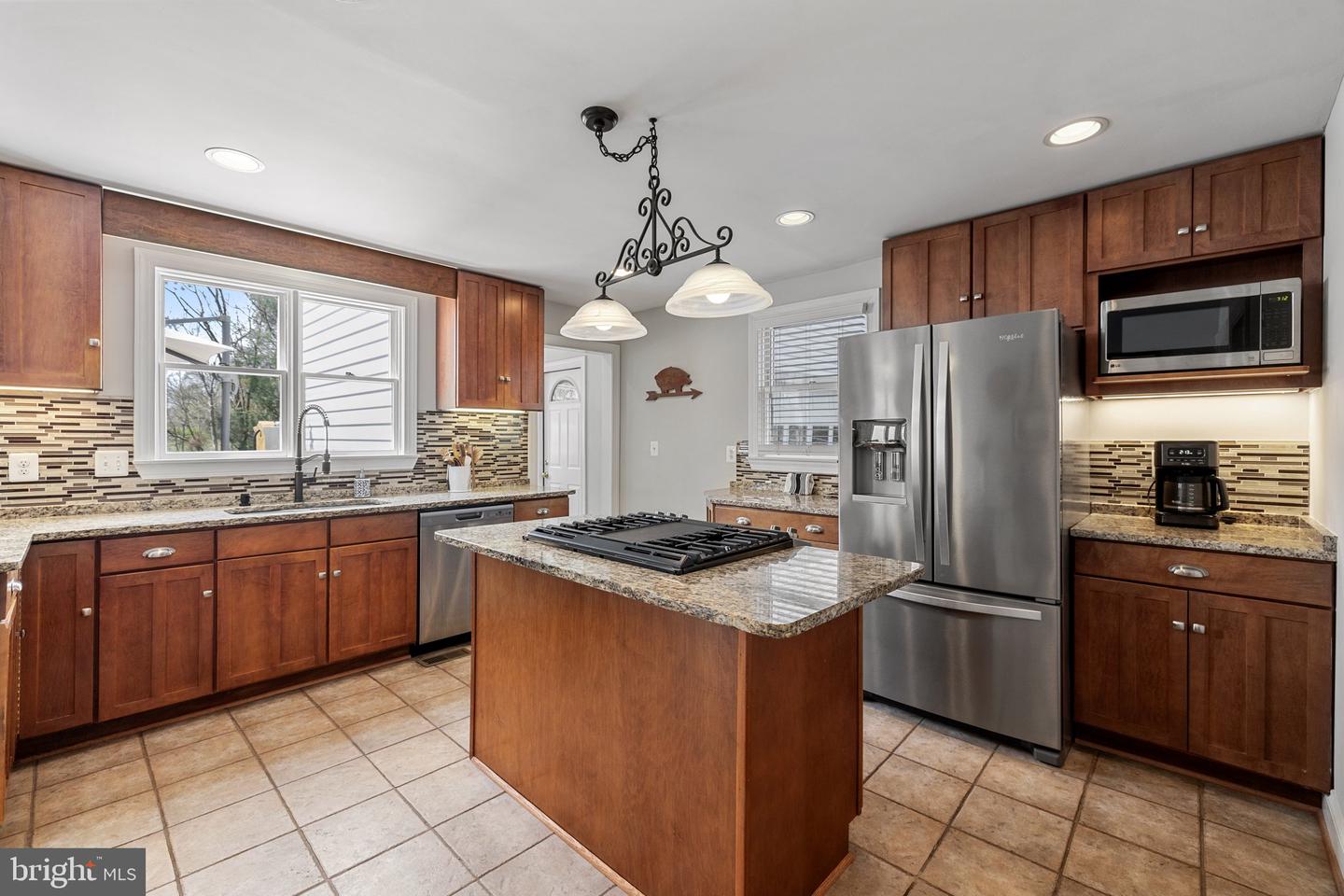 201 N 33RD ST, PURCELLVILLE, Virginia 20132, 5 Bedrooms Bedrooms, ,2 BathroomsBathrooms,Residential,For sale,201 N 33RD ST,VALO2092884 MLS # VALO2092884