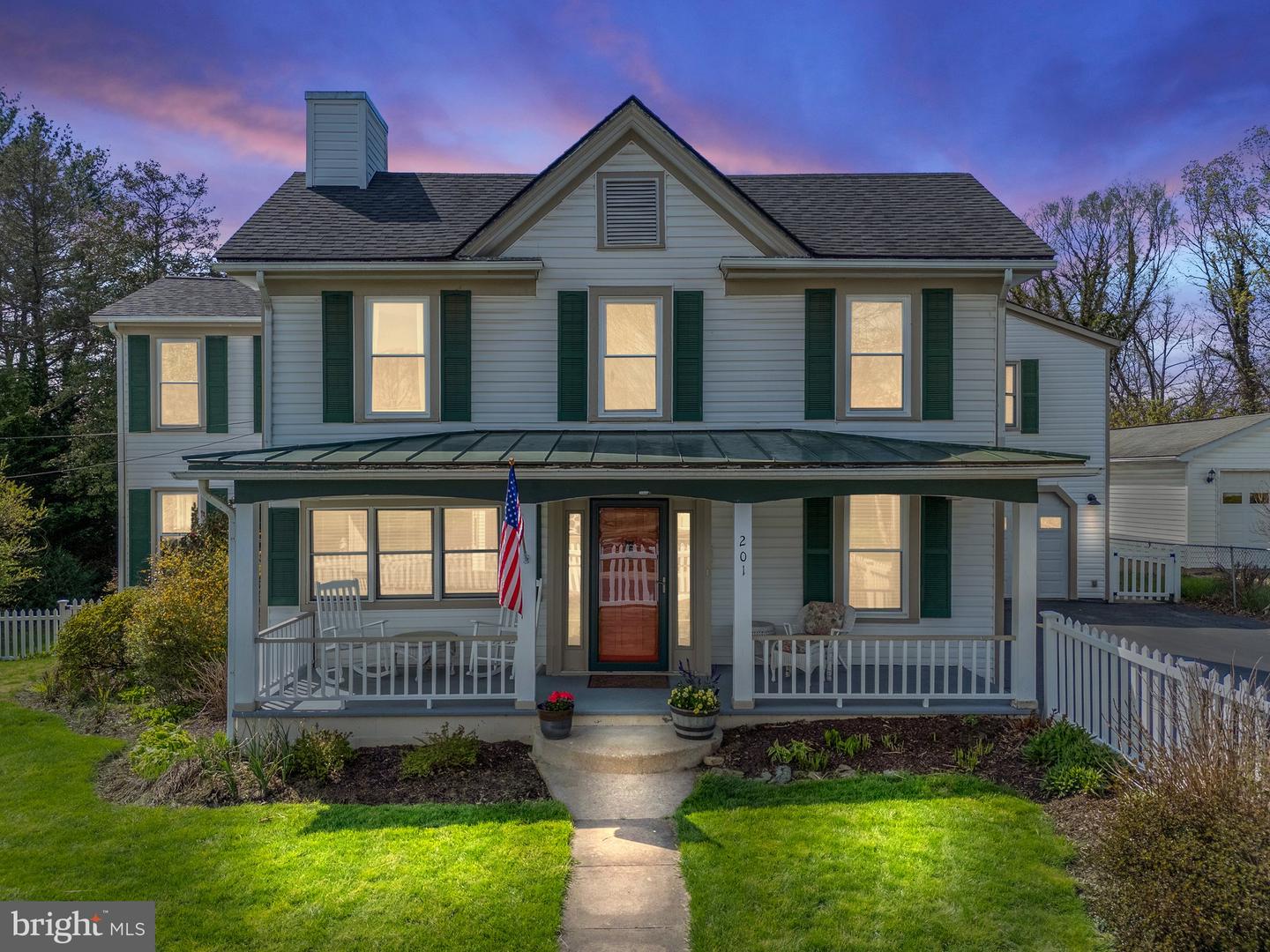 201 N 33RD ST, PURCELLVILLE, Virginia 20132, 5 Bedrooms Bedrooms, ,2 BathroomsBathrooms,Residential,For sale,201 N 33RD ST,VALO2092884 MLS # VALO2092884