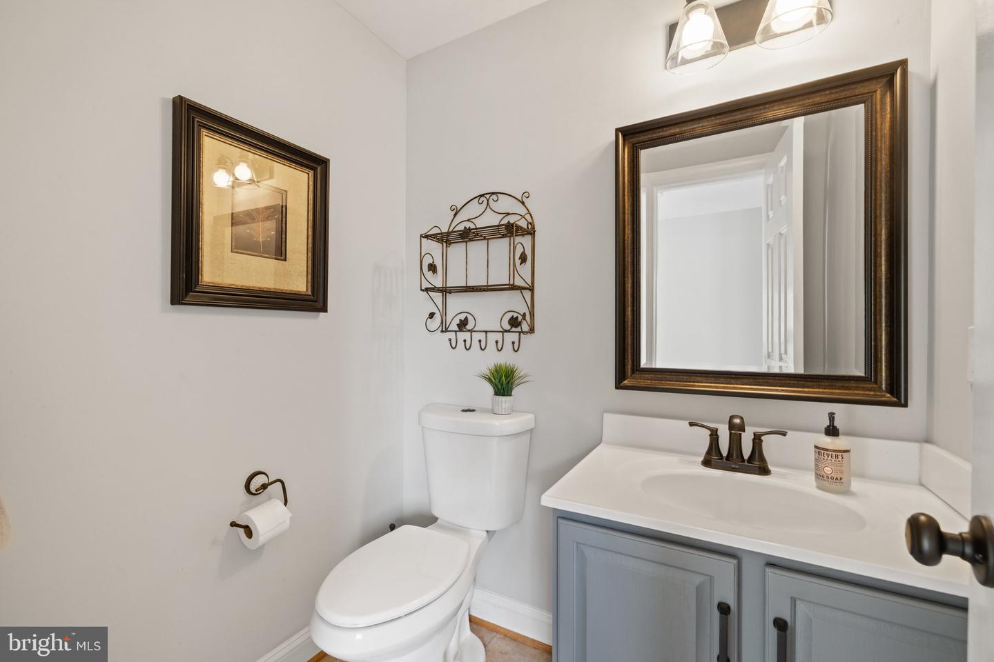 201 N 33RD ST, PURCELLVILLE, Virginia 20132, 5 Bedrooms Bedrooms, ,2 BathroomsBathrooms,Residential,For sale,201 N 33RD ST,VALO2092884 MLS # VALO2092884