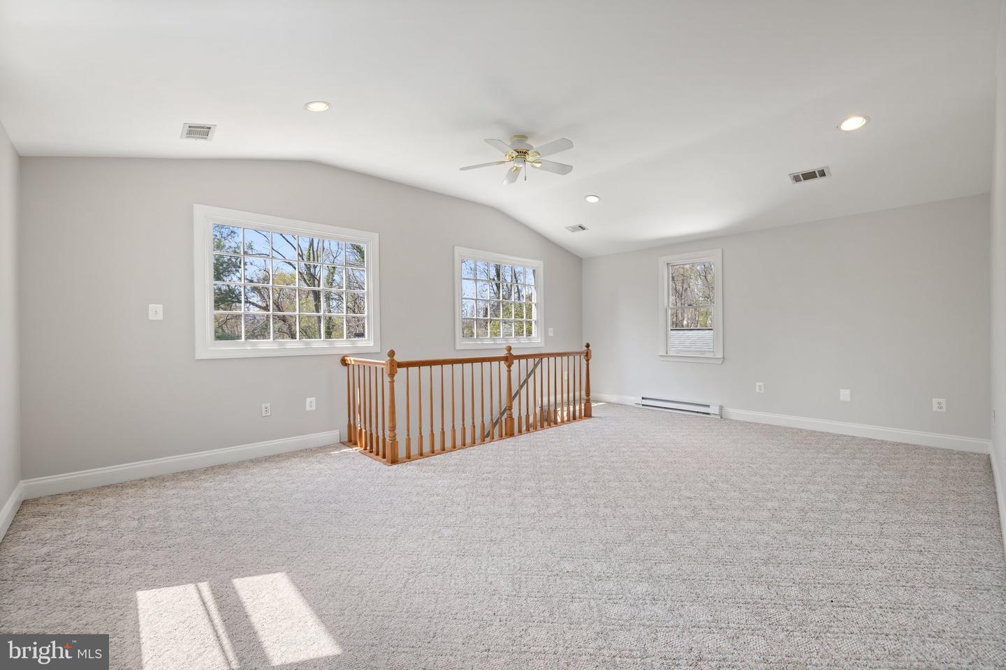 201 N 33RD ST, PURCELLVILLE, Virginia 20132, 5 Bedrooms Bedrooms, ,2 BathroomsBathrooms,Residential,For sale,201 N 33RD ST,VALO2092884 MLS # VALO2092884