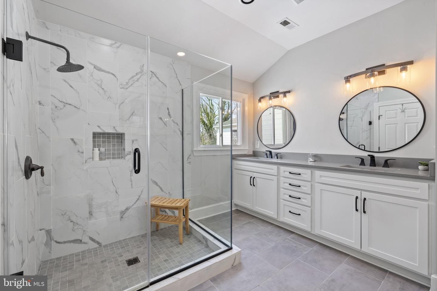 201 N 33RD ST, PURCELLVILLE, Virginia 20132, 5 Bedrooms Bedrooms, ,2 BathroomsBathrooms,Residential,For sale,201 N 33RD ST,VALO2092884 MLS # VALO2092884