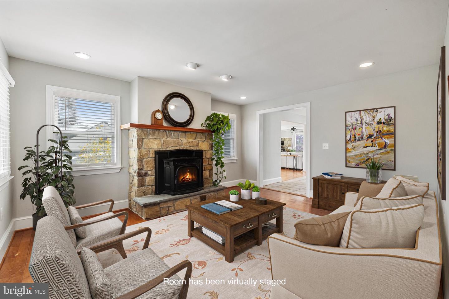 201 N 33RD ST, PURCELLVILLE, Virginia 20132, 5 Bedrooms Bedrooms, ,2 BathroomsBathrooms,Residential,For sale,201 N 33RD ST,VALO2092884 MLS # VALO2092884