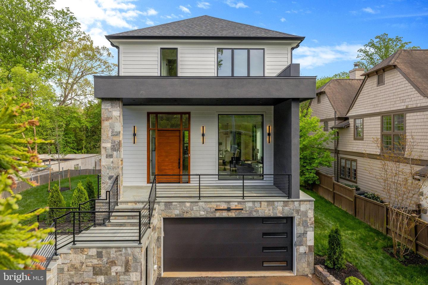 1853 MASSACHUSETTS AVE, MCLEAN, Virginia 22101, 5 Bedrooms Bedrooms, ,5 BathroomsBathrooms,Residential,For sale,1853 MASSACHUSETTS AVE,VAFX2232810 MLS # VAFX2232810