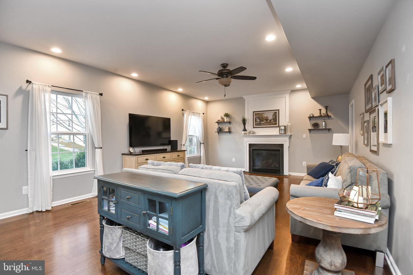 25780 RACING SUN DR, ALDIE, Virginia 20105, 4 Bedrooms Bedrooms, ,4 BathroomsBathrooms,Residential,For sale,25780 RACING SUN DR,VALO2093276 MLS # VALO2093276