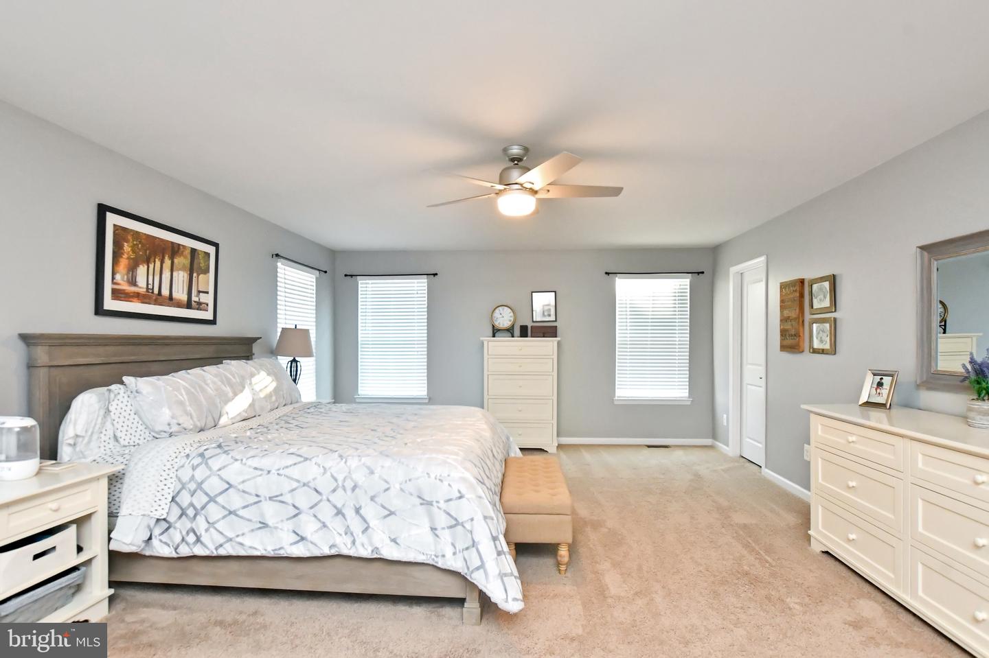 25780 RACING SUN DR, ALDIE, Virginia 20105, 4 Bedrooms Bedrooms, ,4 BathroomsBathrooms,Residential,For sale,25780 RACING SUN DR,VALO2093276 MLS # VALO2093276