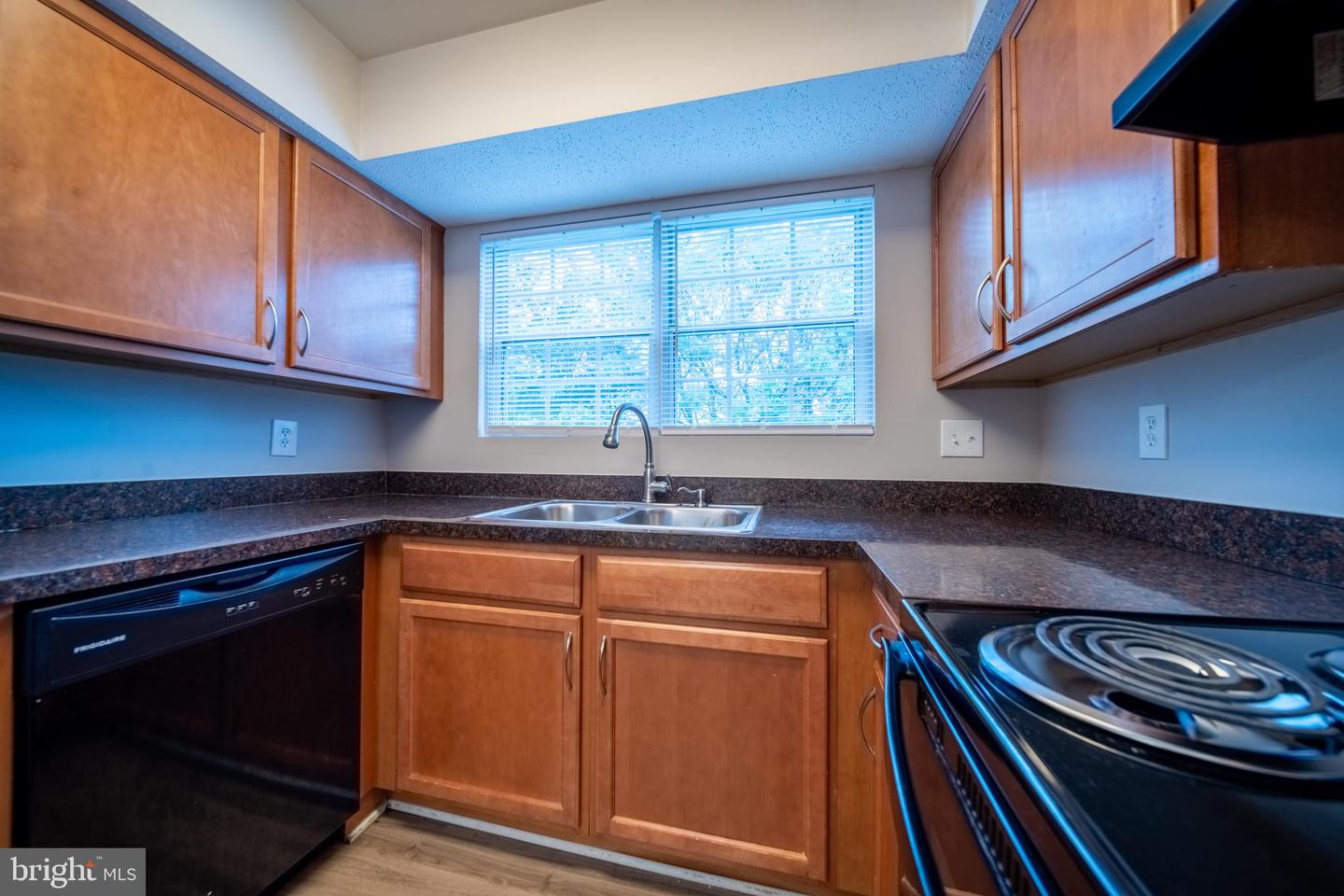 120 FORT EVANS RD SE #E, LEESBURG, Virginia 20175, 3 Bedrooms Bedrooms, ,2 BathroomsBathrooms,Residential,For sale,120 FORT EVANS RD SE #E,VALO2093630 MLS # VALO2093630
