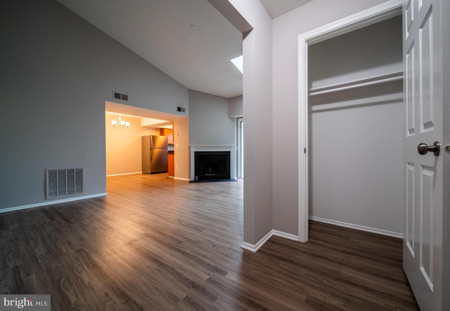 120 FORT EVANS RD SE #E, LEESBURG, Virginia 20175, 3 Bedrooms Bedrooms, ,2 BathroomsBathrooms,Residential,For sale,120 FORT EVANS RD SE #E,VALO2093630 MLS # VALO2093630