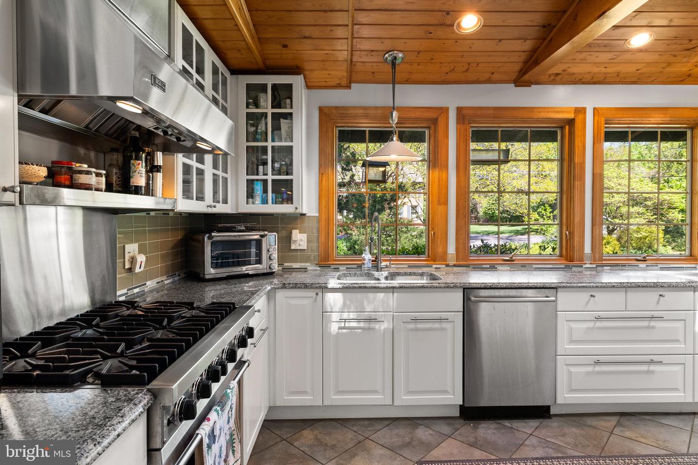 6509 SPRING TER, FALLS CHURCH, Virginia 22042, 4 Bedrooms Bedrooms, ,3 BathroomsBathrooms,Residential,For sale,6509 SPRING TER,VAFX2235536 MLS # VAFX2235536