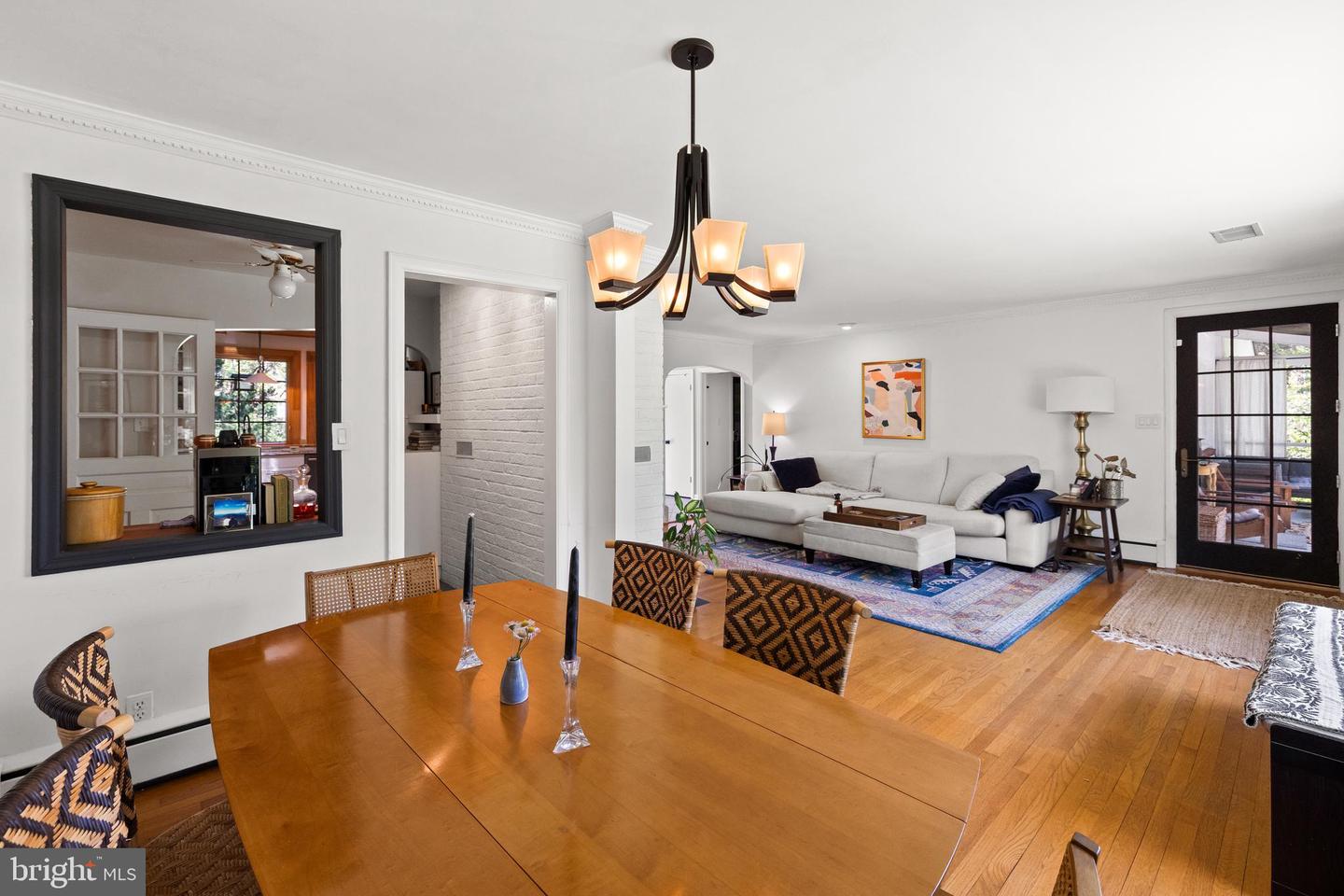 6509 SPRING TER, FALLS CHURCH, Virginia 22042, 4 Bedrooms Bedrooms, ,3 BathroomsBathrooms,Residential,For sale,6509 SPRING TER,VAFX2235536 MLS # VAFX2235536