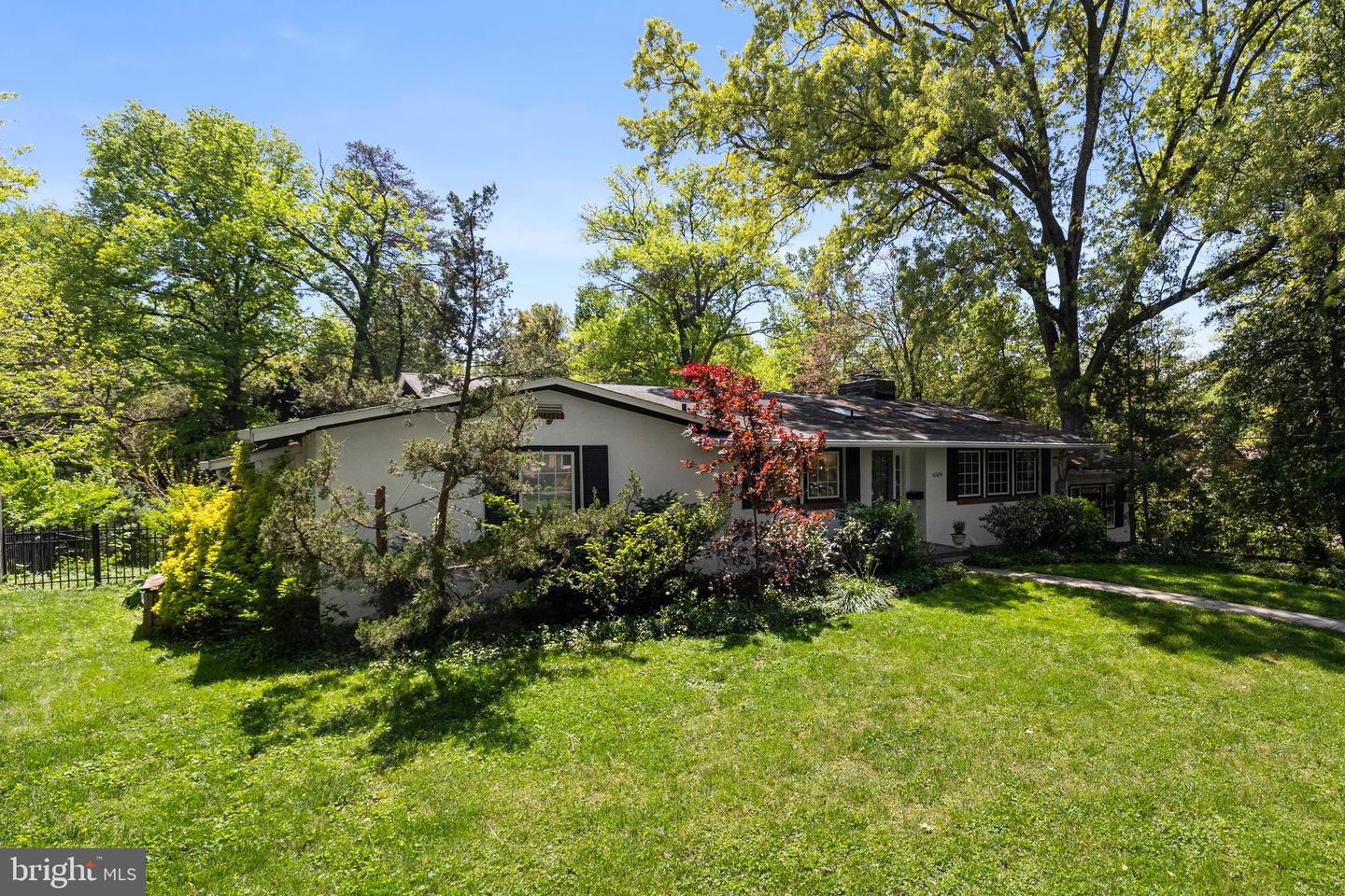 6509 SPRING TER, FALLS CHURCH, Virginia 22042, 4 Bedrooms Bedrooms, ,3 BathroomsBathrooms,Residential,For sale,6509 SPRING TER,VAFX2235536 MLS # VAFX2235536