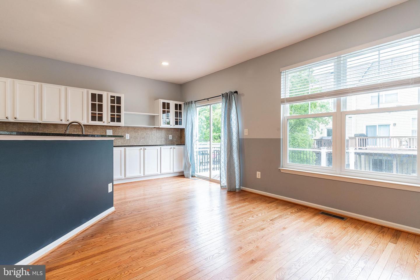 25362 ASHBURY DR, CHANTILLY, Virginia 20152, 3 Bedrooms Bedrooms, ,3 BathroomsBathrooms,Residential,For sale,25362 ASHBURY DR,VALO2094564 MLS # VALO2094564