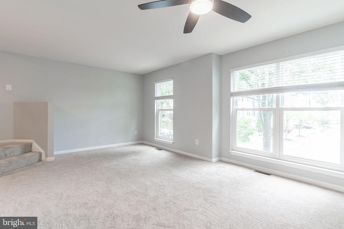 25362 ASHBURY DR, CHANTILLY, Virginia 20152, 3 Bedrooms Bedrooms, ,3 BathroomsBathrooms,Residential,For sale,25362 ASHBURY DR,VALO2094564 MLS # VALO2094564