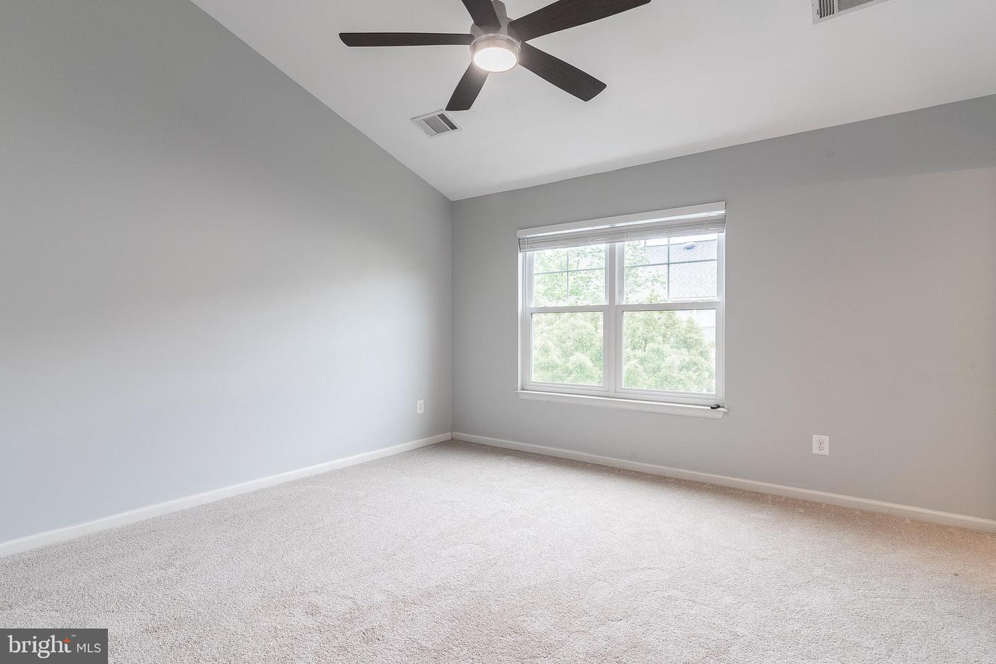 25362 ASHBURY DR, CHANTILLY, Virginia 20152, 3 Bedrooms Bedrooms, ,3 BathroomsBathrooms,Residential,For sale,25362 ASHBURY DR,VALO2094564 MLS # VALO2094564