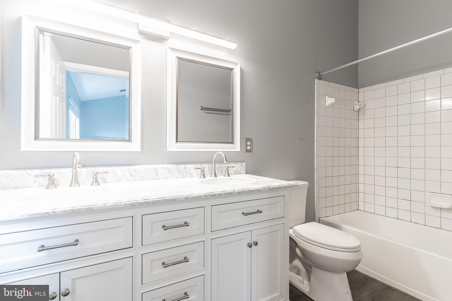 25362 ASHBURY DR, CHANTILLY, Virginia 20152, 3 Bedrooms Bedrooms, ,3 BathroomsBathrooms,Residential,For sale,25362 ASHBURY DR,VALO2094564 MLS # VALO2094564