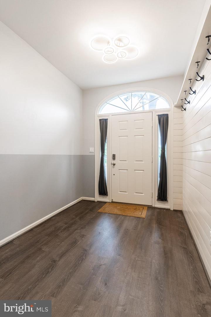 25362 ASHBURY DR, CHANTILLY, Virginia 20152, 3 Bedrooms Bedrooms, ,3 BathroomsBathrooms,Residential,For sale,25362 ASHBURY DR,VALO2094564 MLS # VALO2094564