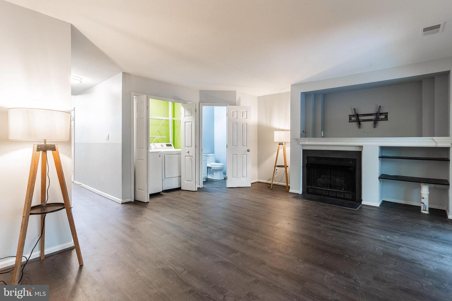 25362 ASHBURY DR, CHANTILLY, Virginia 20152, 3 Bedrooms Bedrooms, ,3 BathroomsBathrooms,Residential,For sale,25362 ASHBURY DR,VALO2094564 MLS # VALO2094564