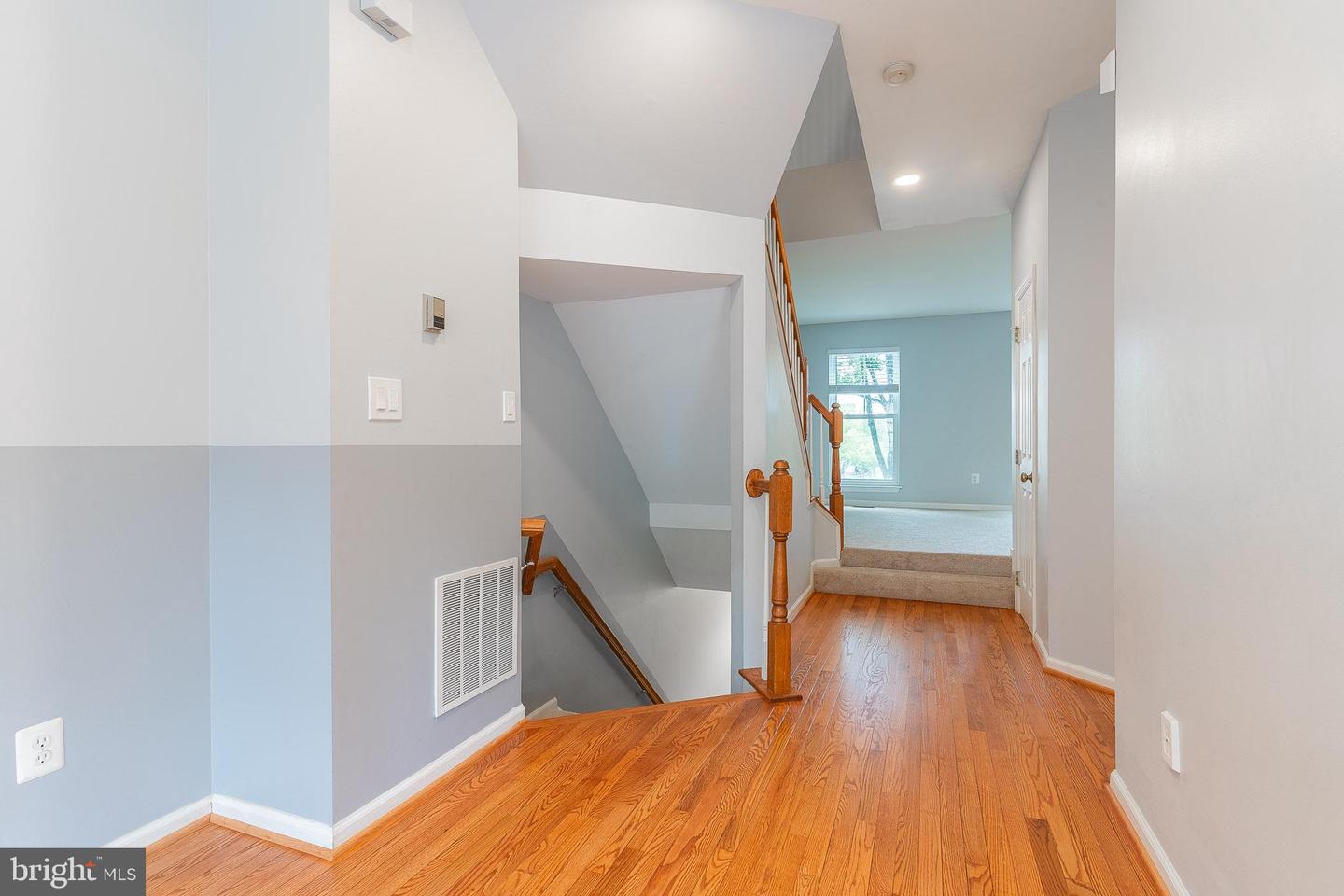25362 ASHBURY DR, CHANTILLY, Virginia 20152, 3 Bedrooms Bedrooms, ,3 BathroomsBathrooms,Residential,For sale,25362 ASHBURY DR,VALO2094564 MLS # VALO2094564