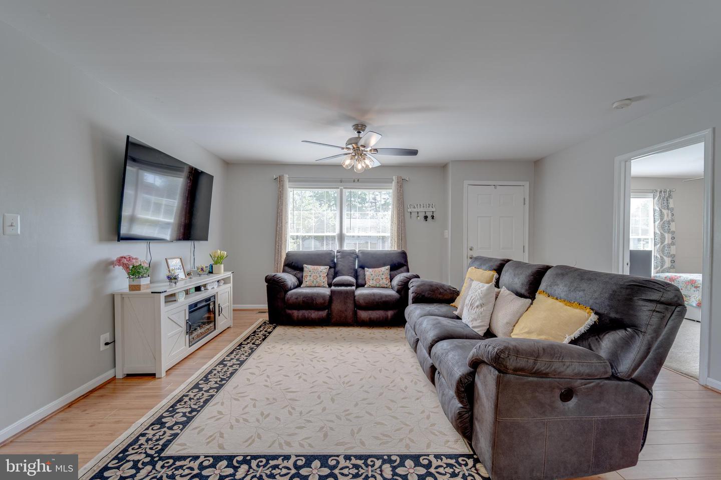 5 LAVELLE DR, FREDERICKSBURG, Virginia 22407, 3 Bedrooms Bedrooms, ,2 BathroomsBathrooms,Residential,For sale,5 LAVELLE DR,VASP2032548 MLS # VASP2032548