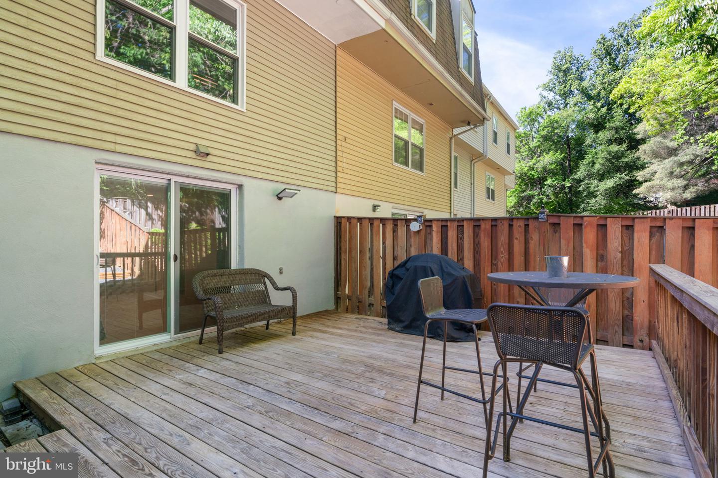 6465 BLARNEY STONE CT, SPRINGFIELD, Virginia 22152, 3 Bedrooms Bedrooms, ,3 BathroomsBathrooms,Residential,For sale,6465 BLARNEY STONE CT,VAFX2236688 MLS # VAFX2236688