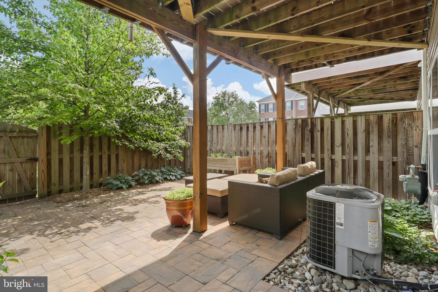 6253 CASDIN DR, ALEXANDRIA, Virginia 22310, 3 Bedrooms Bedrooms, ,2 BathroomsBathrooms,Residential,For sale,6253 CASDIN DR,VAFX2237388 MLS # VAFX2237388