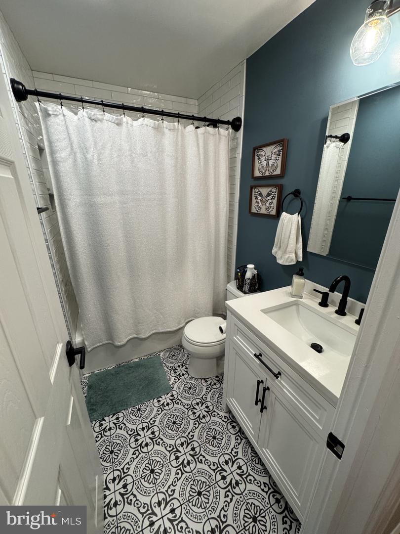 453 BUCK MOUNTAIN RD, EARLYSVILLE, Virginia 22936, 3 Bedrooms Bedrooms, ,3 BathroomsBathrooms,Residential,For sale,453 BUCK MOUNTAIN RD,VAAB2000958 MLS # VAAB2000958
