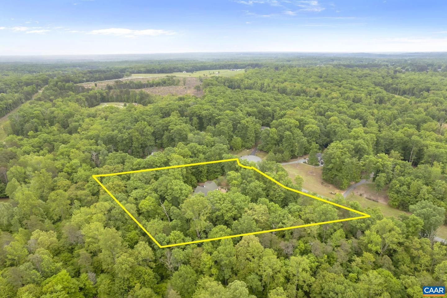 143 CHAPEL CT, PALMYRA, Virginia 22963, 5 Bedrooms Bedrooms, ,3 BathroomsBathrooms,Residential,For sale,143 CHAPEL CT,664009 MLS # 664009